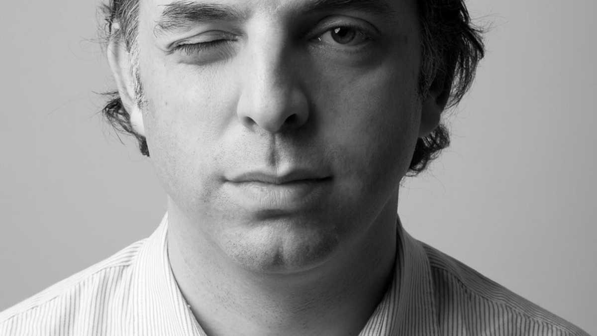 Immagine di Etgar Keret, inventore di mondi che nemmeno immaginavamo, in salsa pop