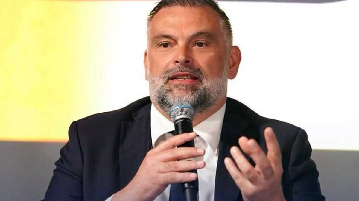 Immagine di De Carlo (FdI): "Agli italiani e ai veneti non interessa il terzo mandato di Zaia. Pensano ai dazi"