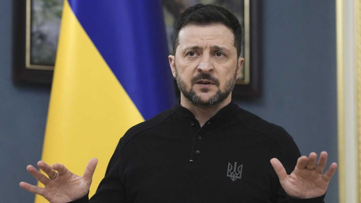 Immagine di Zelensky è disposto a comprare i sistemi di difesa, e ci dice che si fida di Meloni