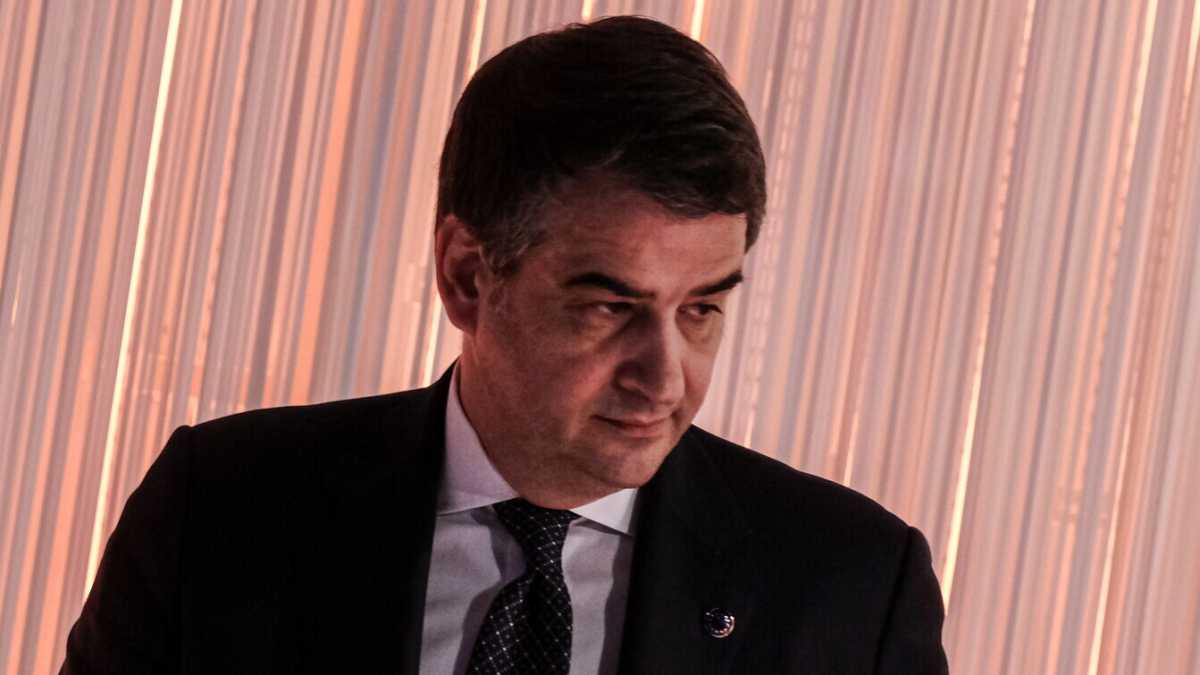 Immagine di Il piano coesione di Fitto non parla di armi, la miopia del Pd