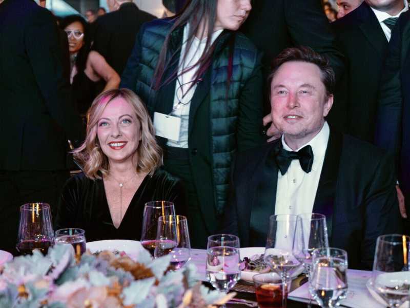 L’ombra di Musk sul viaggio di Meloni da Trump. Il gelo fra i due amici