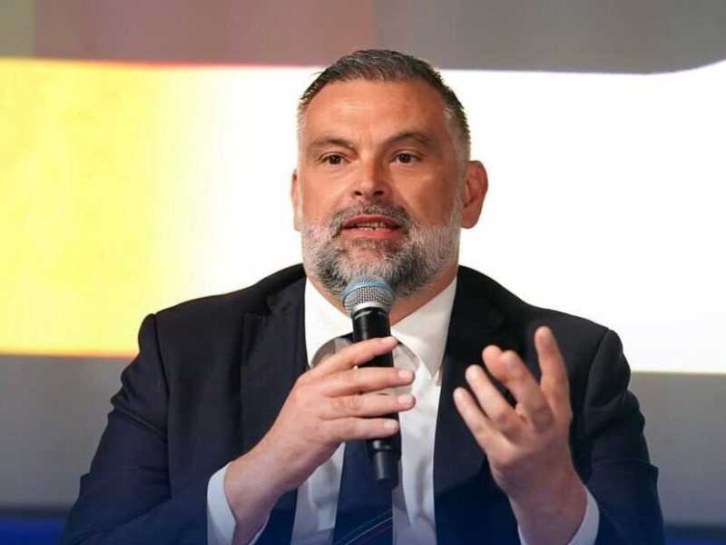 De Carlo (FdI): "Agli italiani e ai veneti non interessa il terzo mandato di Zaia. Pensano ai dazi"