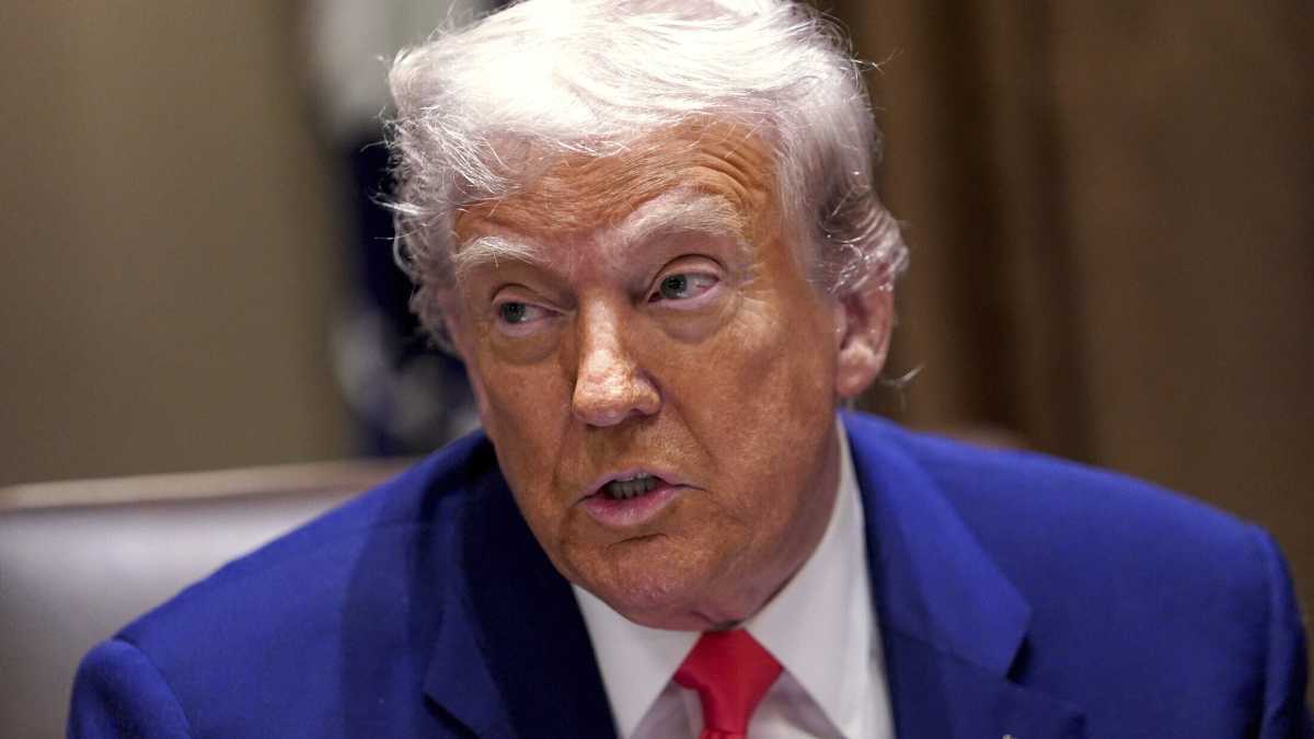 Immagine di Trump zero, globalizzazione uno. Dibattito sul sesso dell’AI