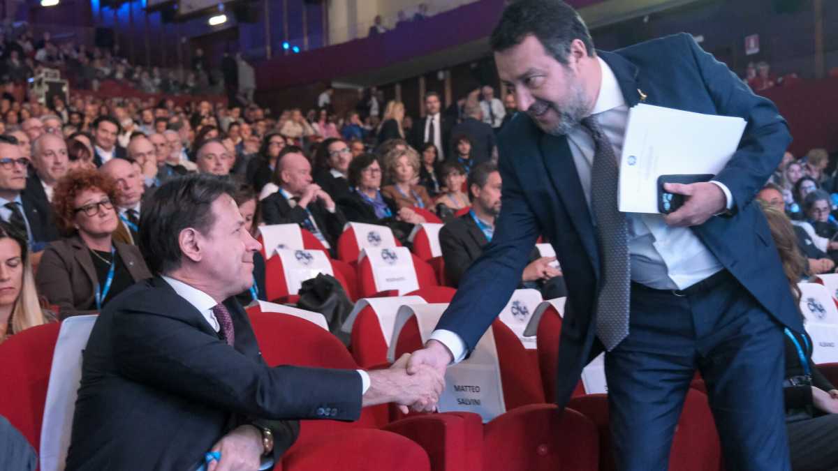 Immagine di Non lamentatevi del silenzio di Conte e Salvini, godetevelo