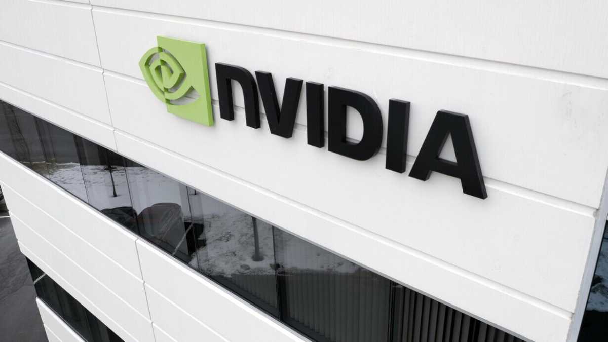 Immagine di Perché Nvidia inizia a produrre i suoi supercomputer per l'AI in America
