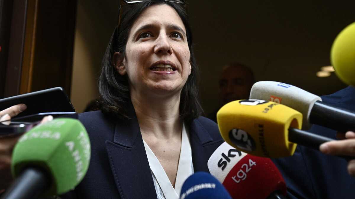 Immagine di Schlein dice no al congresso, meglio (per lei) l’assemblea. Giani rischia in Toscana