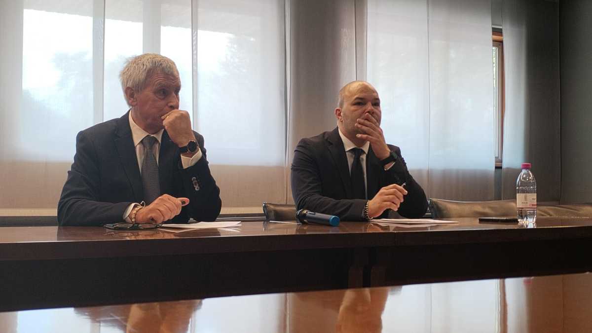Immagine di Prove d'implosione: così Fratelli d'Italia rischia di saltare in Trentino