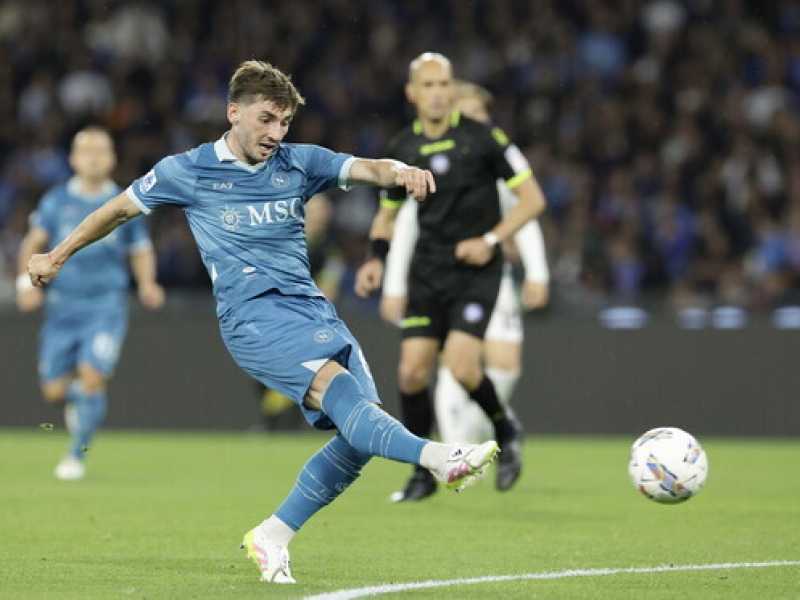 Il centrocampista del Napoli Billy Gilmour (foto LaPresse)