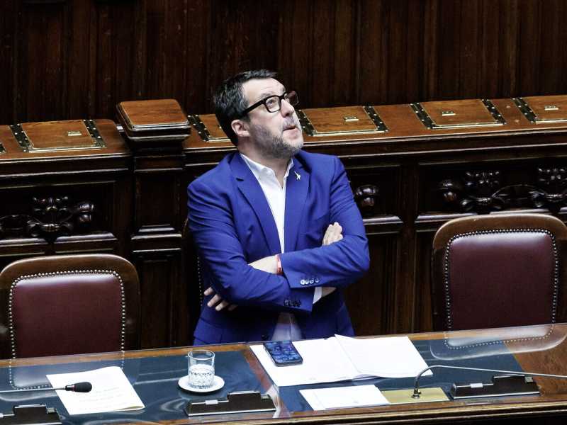 Il beato Salvini: fa silenzio si occupa di Rai Pubblicità al posto del Viminale. Zaia può farsi un movimento