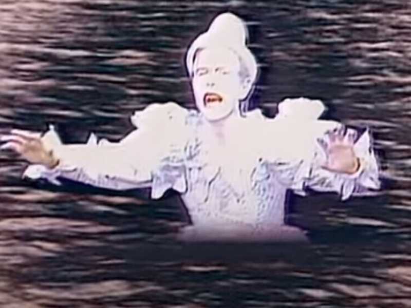 David Bowie, "Ashes to ashes" (Original Video)
