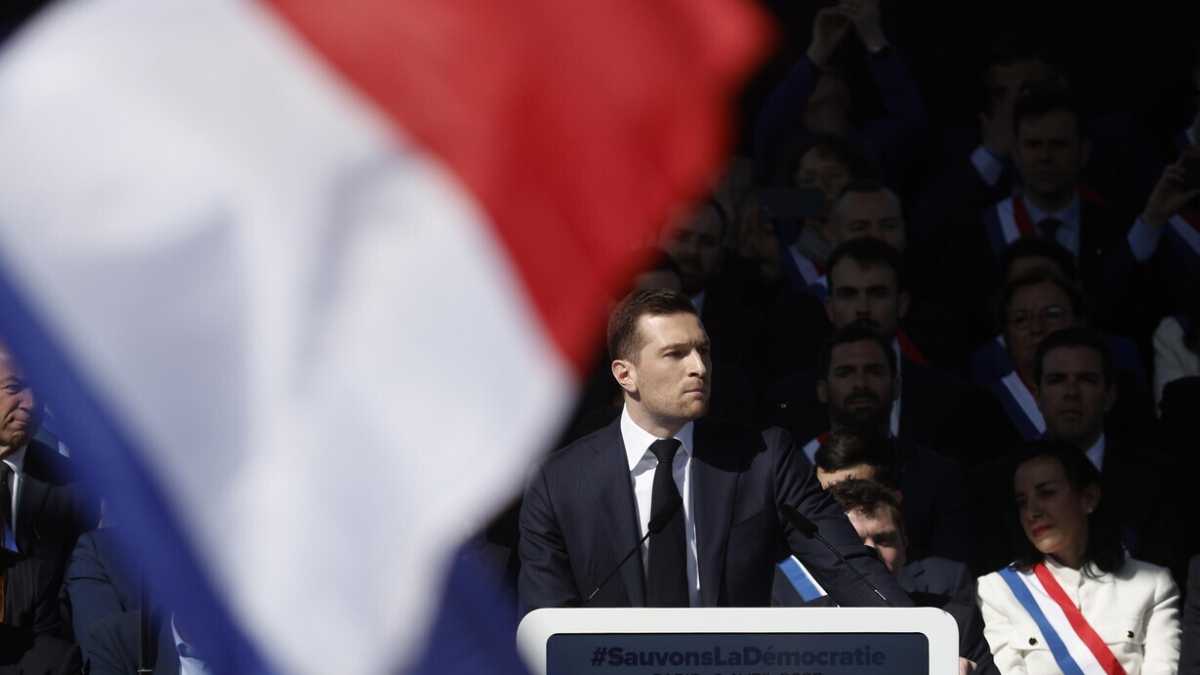 Immagine di Così Bardella prepara il piano B in caso di ineleggibilità di Le Pen