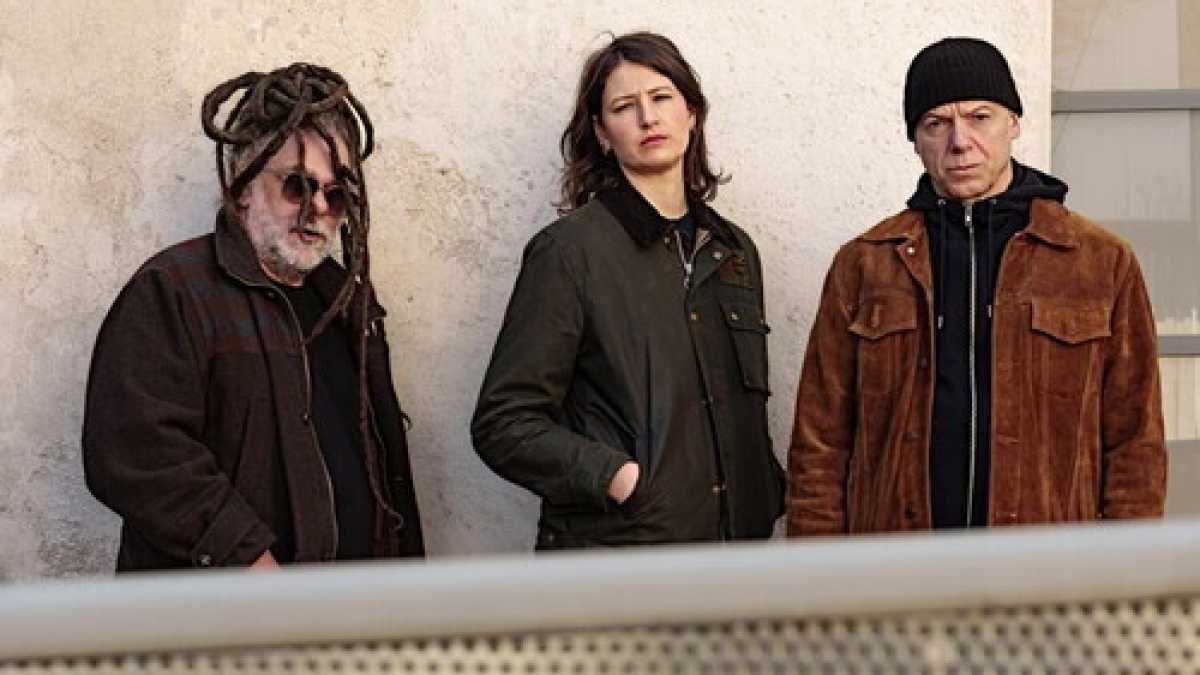 Immagine di Tra haters e suprematisti i Delta V cantano la mancata appartenenza al mondo di oggi