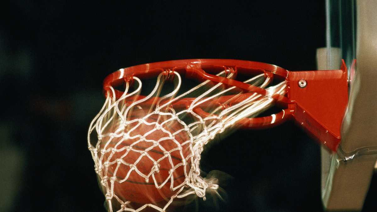 Immagine di Pro e contro lo sbarco Nba in Europa
