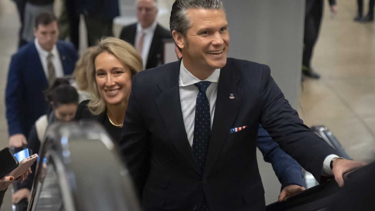 Immagine di Il segretario alla Difesa degli Stati Uniti, Pete Hegseth, ha un altro problema di chat