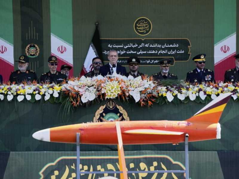 Guida iraniana sul nucleare: vendere un patto con il nemico come una vittoria