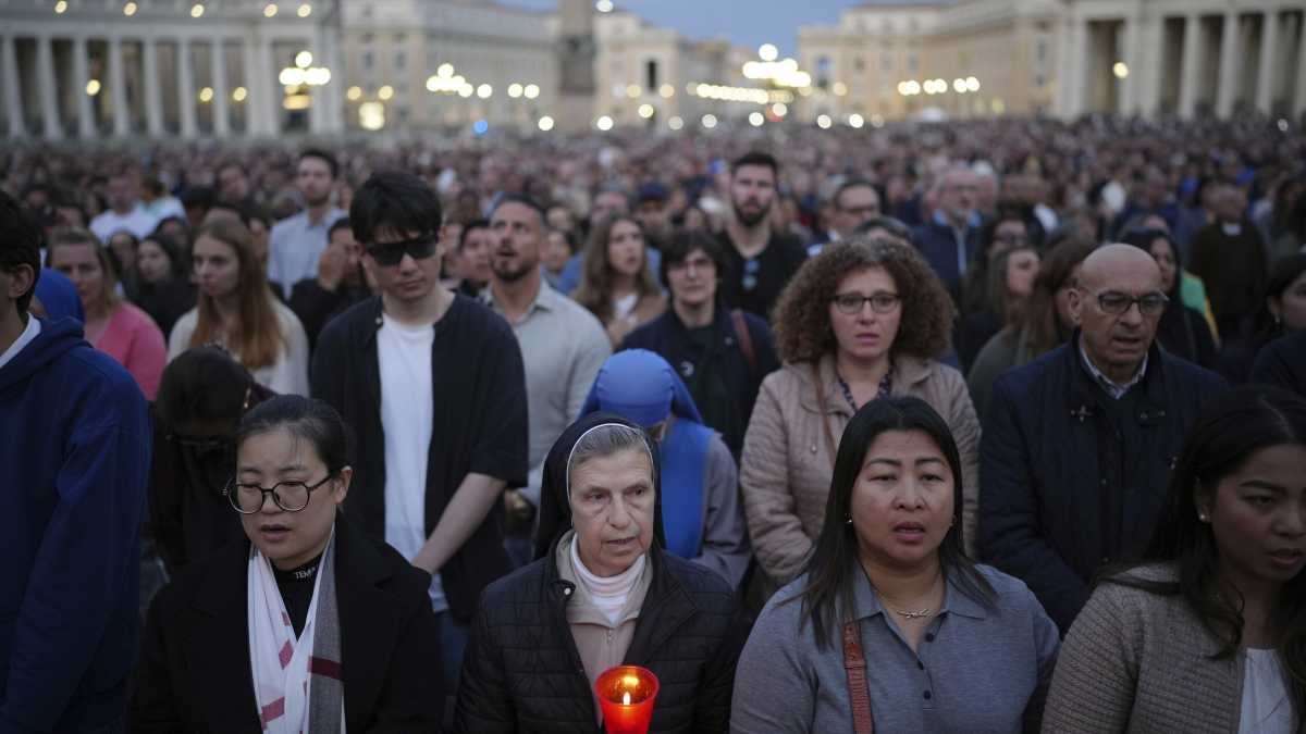 Immagine di Sembra di stare a La Mecca per la scomparsa del Profeta