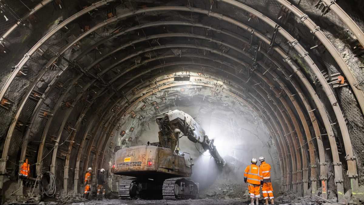Immagine di Alleanze cercansi sull'alta velocità. Cosa vuol dire difendere i cantieri dall’estremismo