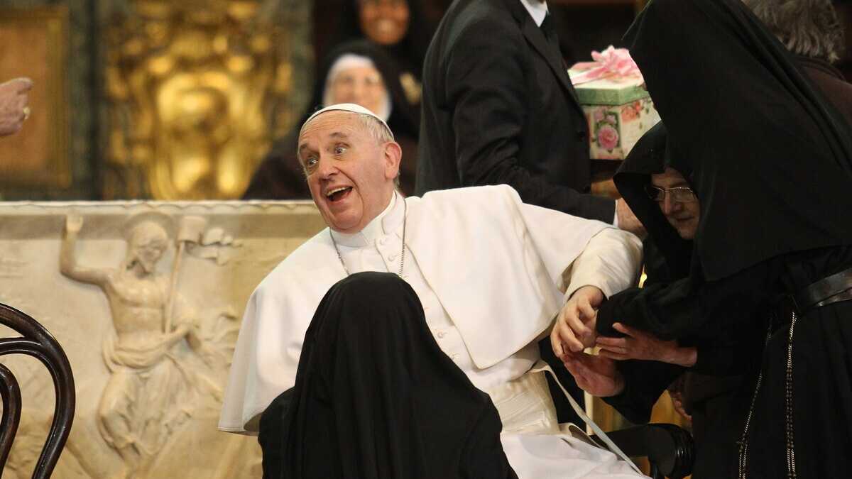 Immagine di I momenti più iconici del Papa dei meme