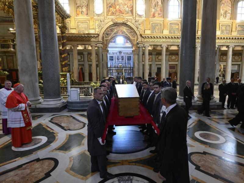Papa Francesco e l’eredità di un funerale