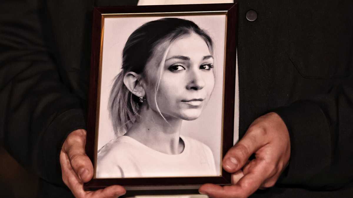 Immagine di Mosca restituisce il corpo della giornalista ucraina arrestata dall'esercito russo dopo sei mesi dalla morte