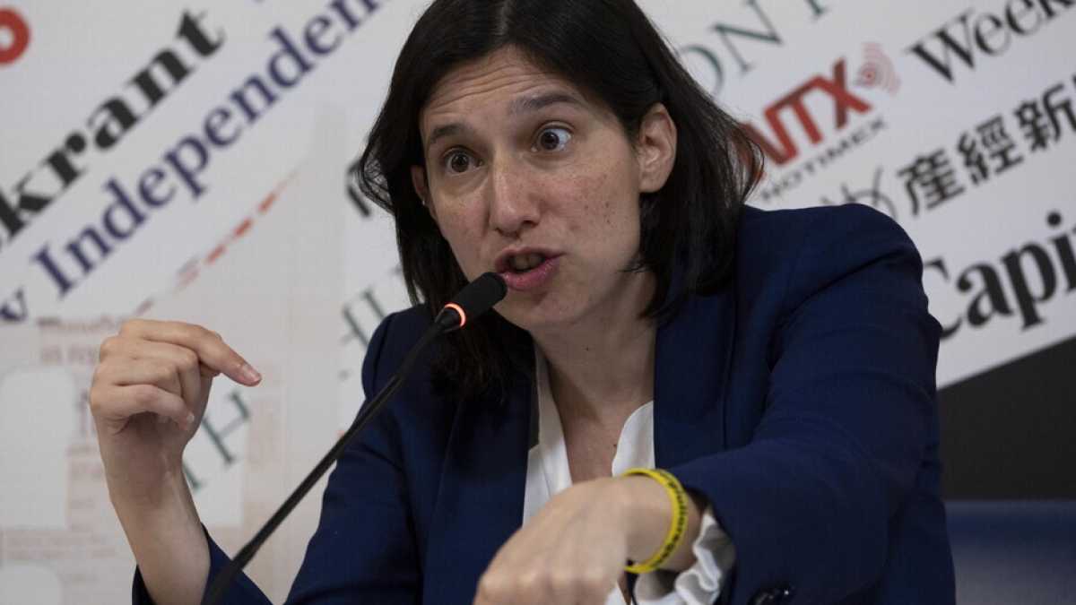 Immagine di Con il 4-1 alle regionali Schlein si prende tutto il Pd. Timori nella minoranza: quasi quasi ci conviene perdere