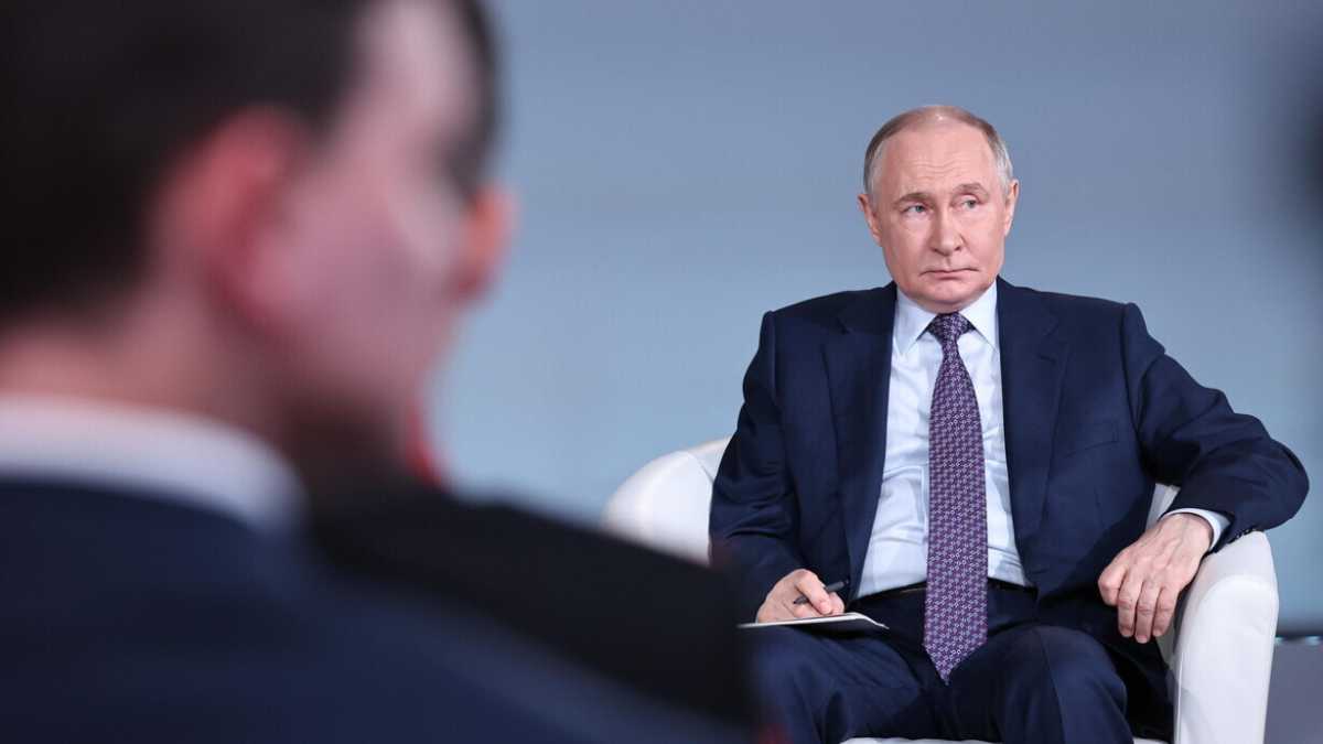 Immagine di La diplomazia dei ponti di Putin