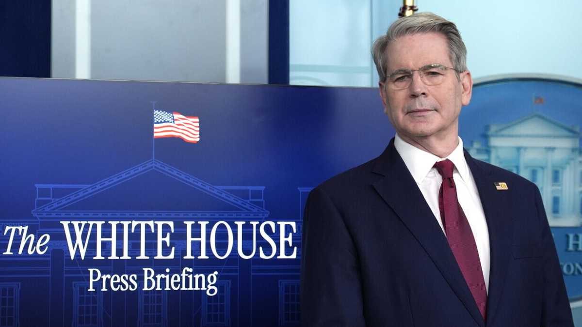 Immagine di Il segretario al Tesoro americano Bessent spiega la sottile strategia sui dazi di Trump, ma non torna nulla