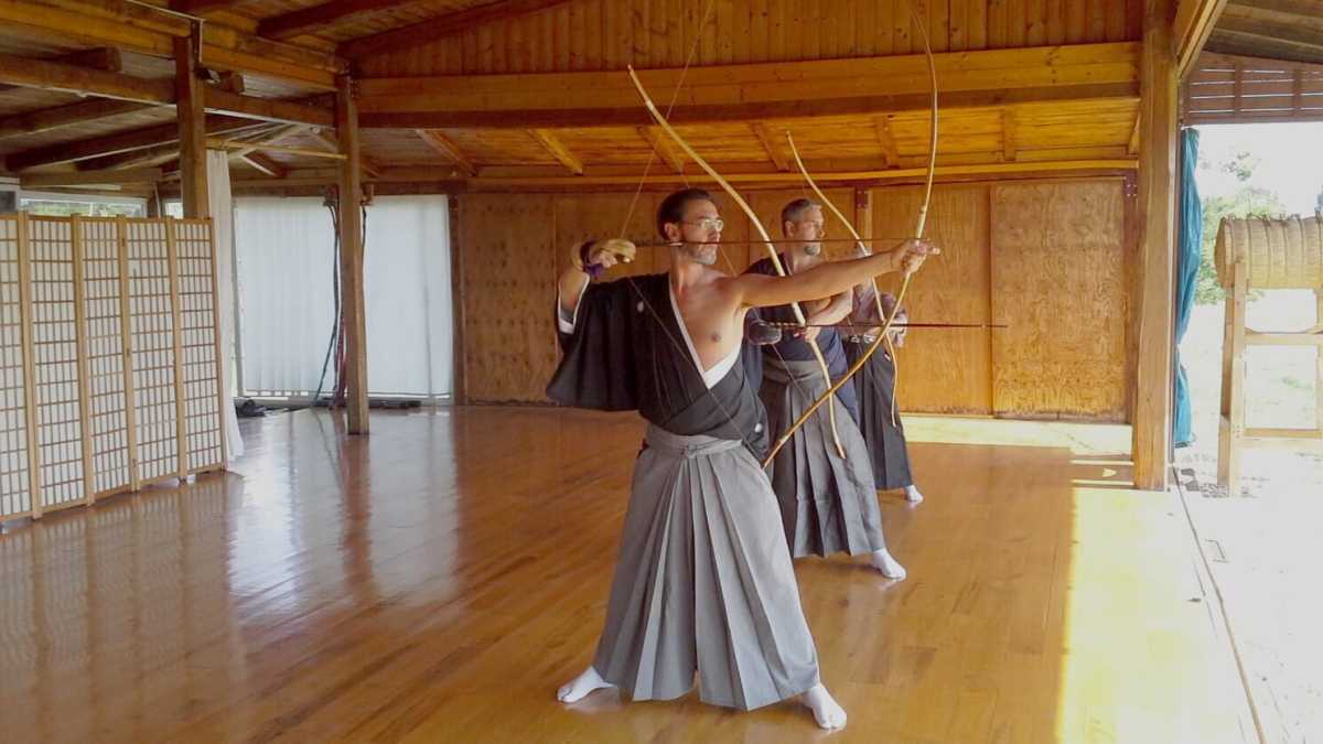Immagine di Luca Lucchesi, il kyudo e lo spirito: “La via dell’arco per conoscere se stessi”