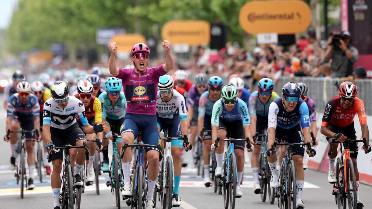 Immagine di Giro d'Italia, a Valona Mads Pedersen ha trovato ciò cercava
