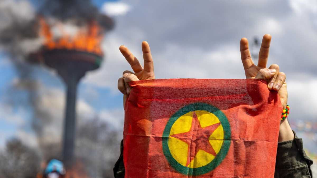 Immagine di Qualcosa di magnanimo e di solenne nella decisione del Pkk