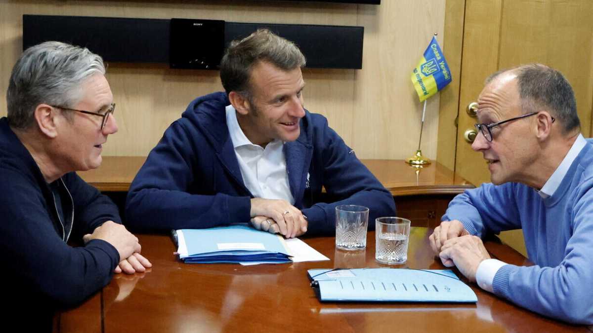 Immagine di Perché in politica estera contano anche le foto