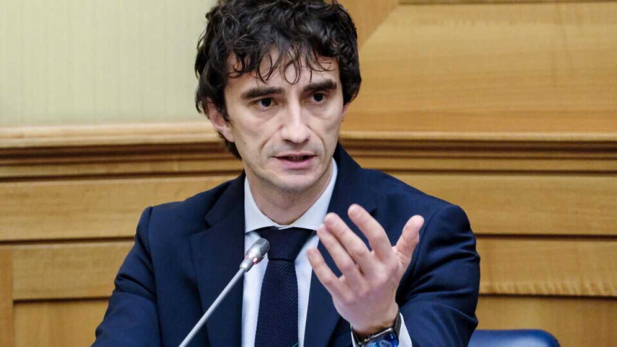 Immagine di Bignami: "Giorgia assente in Ucraina? Contano i risultati, non i selfie"