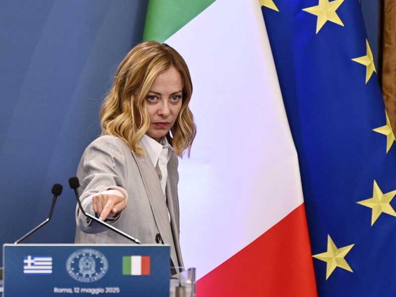 Meloni e il ritorno a San Pietro: la premier vedrà Merz, diplomazia in campo per gli altri leader
