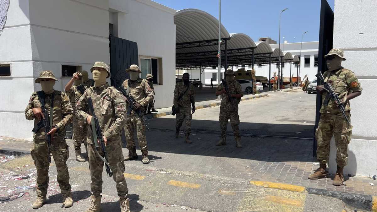 Immagine di Dabaiba fa fuori Ghnewa e prova a fare “l’uomo forte” di Tripoli