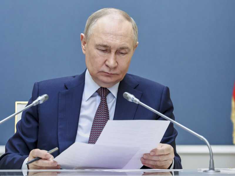 Putin esita su Istanbul: è lui l’ostacolo alla pace, non Zelensky