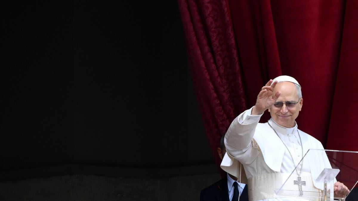 Immagine di Meloni chiama il Papa: "L'Italia apprezza e sostiene gli sforzi per la pace e uno sviluppo etico dell'IA"