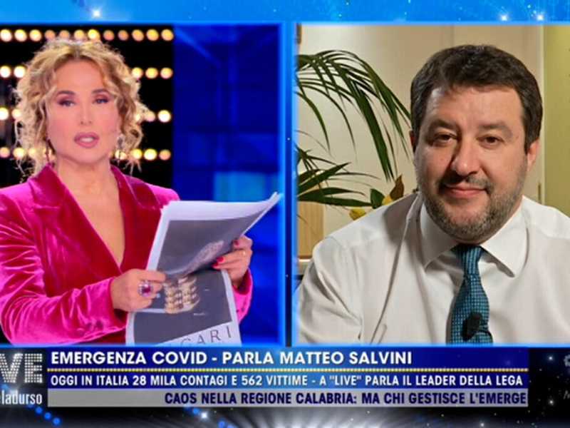 Salvini vuole portare Barbara D'Urso in Rai