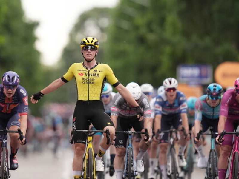 La vittoria di Olav Kooij a Viadana (foto LaPresse)