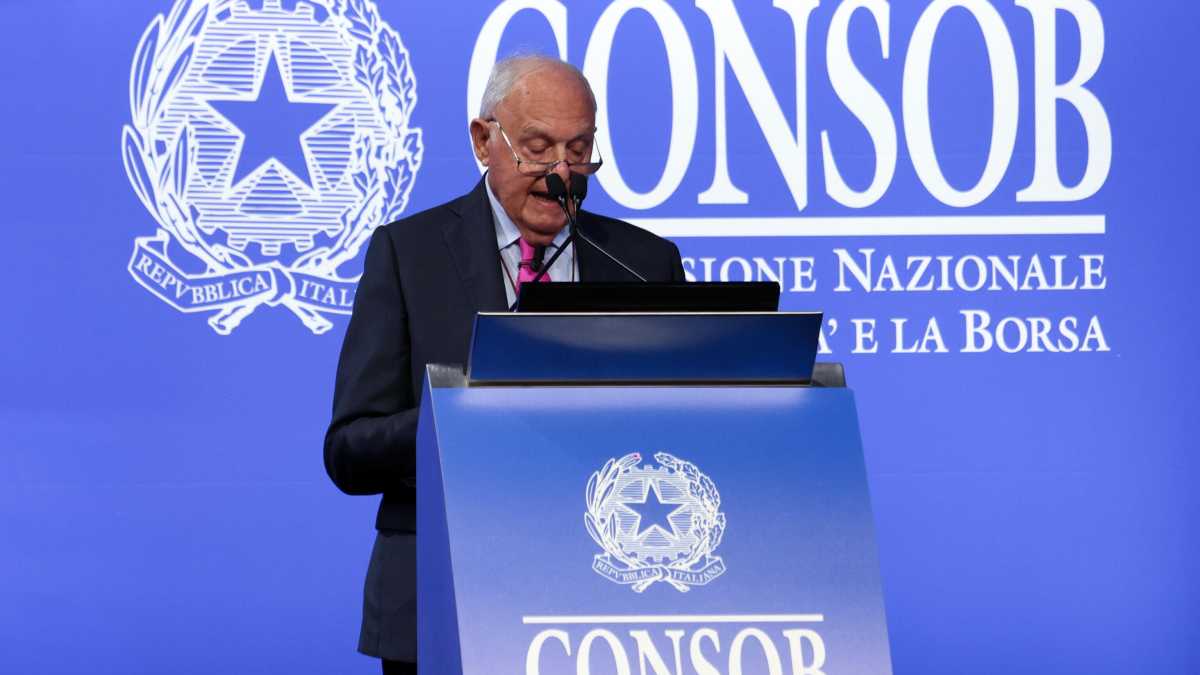 Immagine di Perché la decisione della Consob ha indispetto il governo. L’annuncio di Unicredit