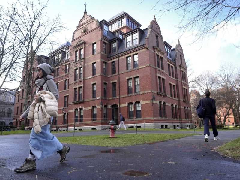 Nel campus dell'Universit&agrave; di Harvard a Cambridge, Massachusetts (AP Photo/Steven Senne, Archivio)&nbsp;<br />