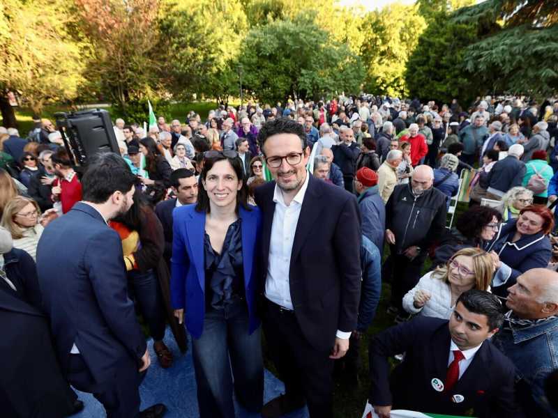 Alessandro Barattoni con Elly Schlein (Facebook Alessandro Barattoni) <br />