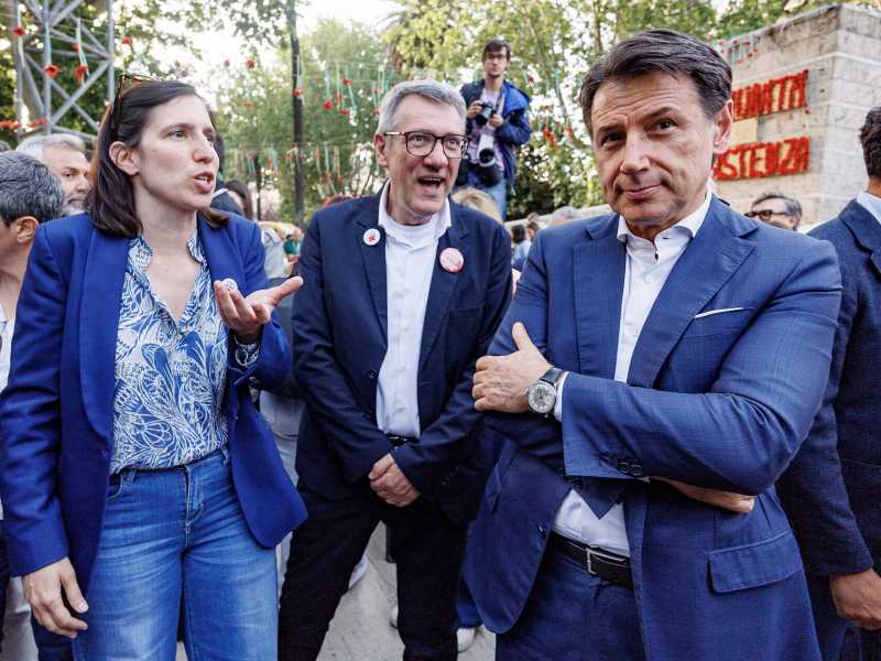 Conte fa il fedayyin su Gaza, Schlein ora pensa alle primarie anticipate. In Sicilia duello Franceschini-Guerini