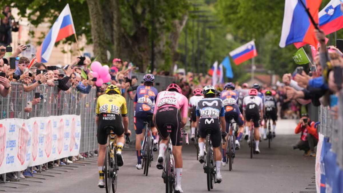 Immagine di Giro d'Italia, il patatrac di Nova Gorica