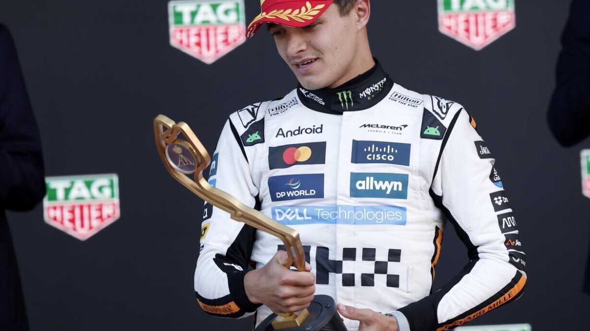 Immagine di A Gp di Montecarlo Norris resiste alle aggressioni di Leclerc