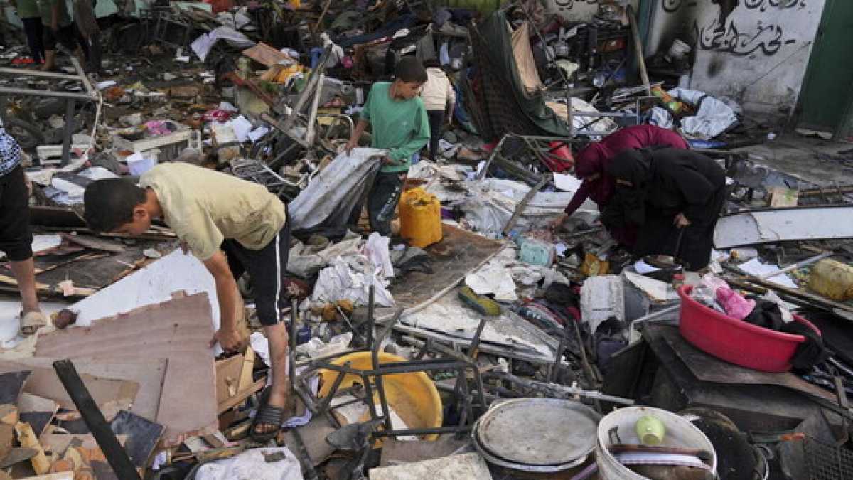 Immagine di Hamas annuncia di aver accettato il cessate il fuoco. Smentite e il video di Bibi