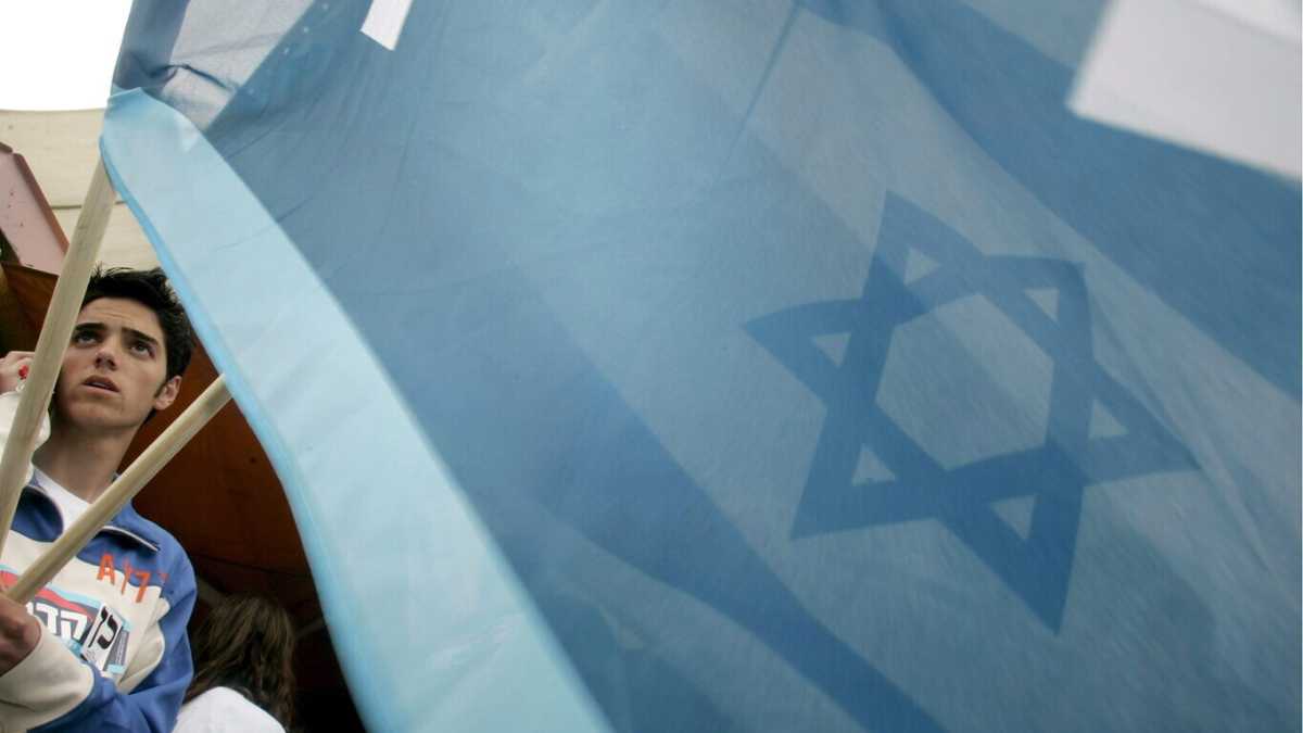 Immagine di Dal killer degli israeliani al sicario di Rushdie, se i nostri slogan sono gli stessi dell’Iran