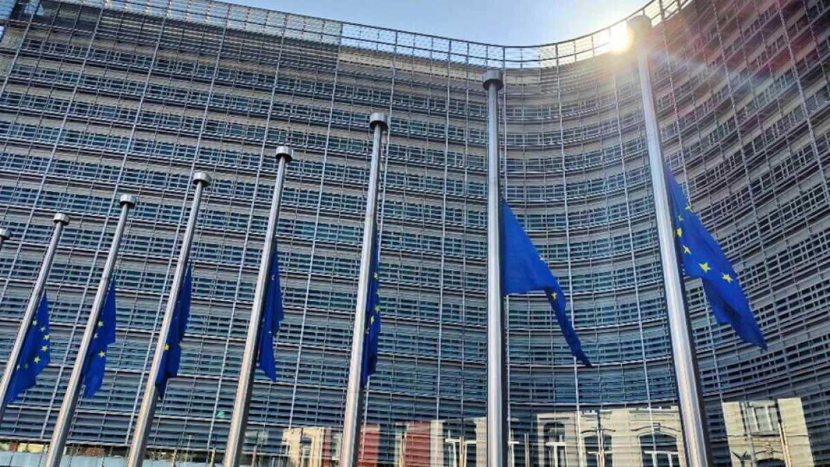 Immagine di Gli autodazi che l’Ue non vuole vedere quando parla dei dazi di Trump
