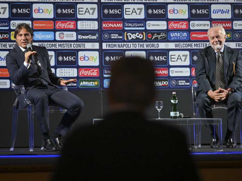 Antonio Conte e Aurelio De Laurentiis (Ansa)
