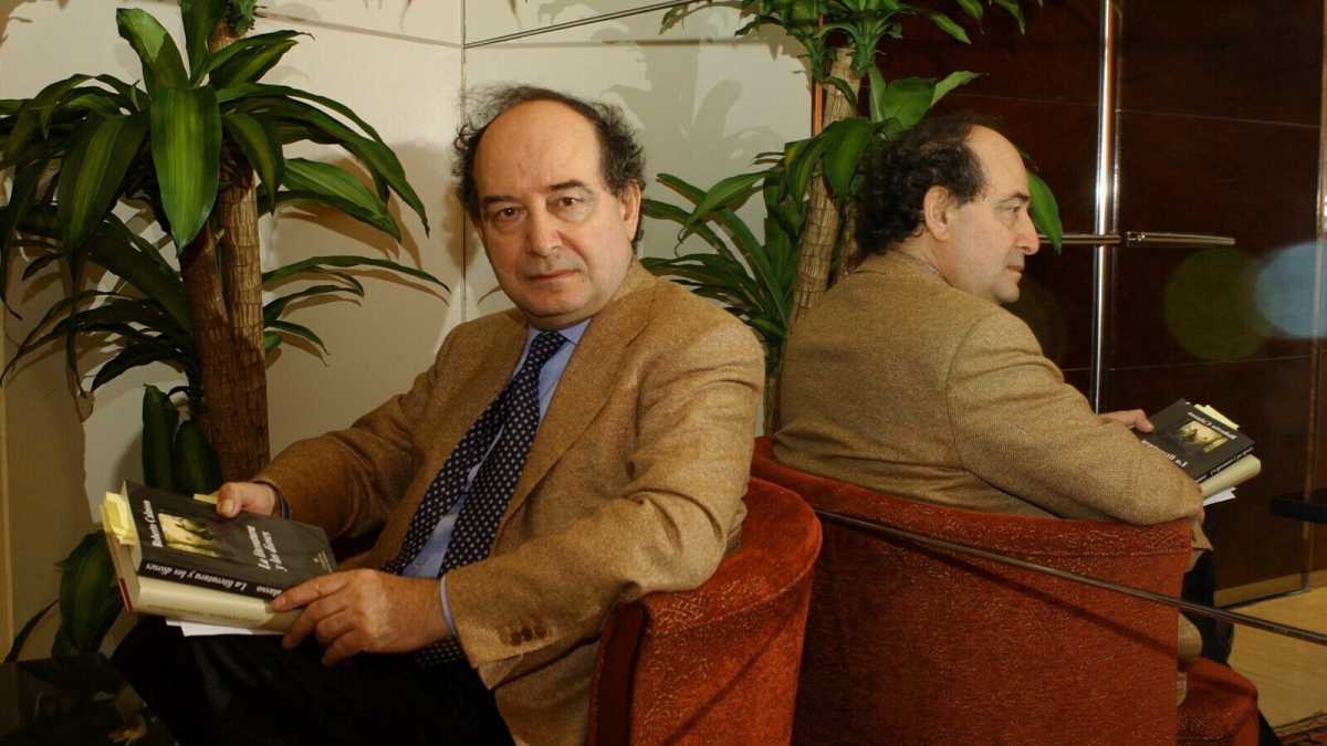 Immagine di Come si fa a desiderare una donna che vota e parla di politica?