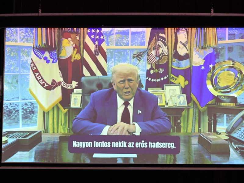I giudici fermano Trump